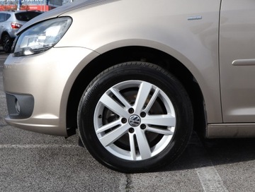 Volkswagen Touran II 2.0 TDI 140KM 2012 VW Touran 2.0 TDI, DSG, Skóra, Navi, Xenon, Klima, zdjęcie 14