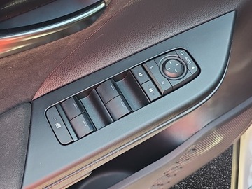 Toyota C-HR II SUV Plug-In 2.0  223KM 2024 Toyota C-HR 2.0 PHEV GR Sport, zdjęcie 17