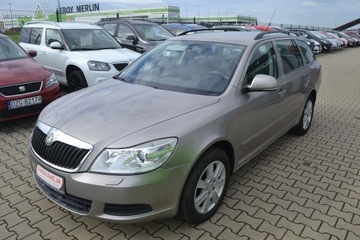 Skoda Octavia II Kombi 1.6 MPI 102KM 2009 Skoda Octavia, z Niemiec, nowy rozrząd, zdjęcie 2