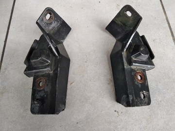 Chlapacz lewy Lexus IS 200T 300 18- 57498-53060