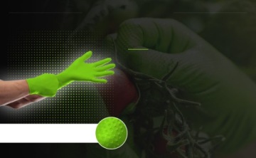 Прочные нитриловые перчатки GoGrip Green M 50 шт.