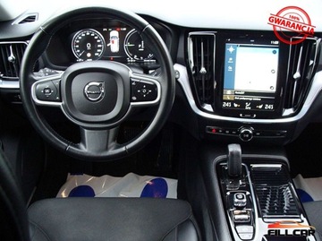 Volvo V60 II  2020 Volvo V60 Volvo V60 T6 AWD Plug-In Hybrid Panorama Serwis 2.0 253KM, zdjęcie 18