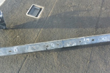 MASERATI QUATTROPORTE VI НИЖНЯЯ ПАЛКА РАДИАТОРА