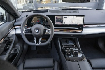 BMW Seria 5 G90-91 2026 BMW 540 xDrive Limuzyna - DEMO, zdjęcie 16