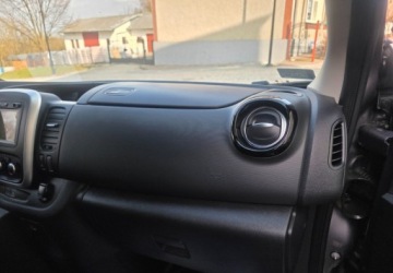 Renault Trafic III 2020 Renault Trafic 9 osobowy Nadmuchy na tyl Automat 170KM SalonPL Serwisowany, zdjęcie 22