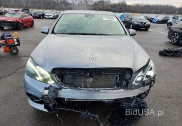 Mercedes Klasa E W212 2014 Mercedes-Benz Klasa E 2014 MERCEDES-BENZ E 350 4x4 - KUPIONY w transporcie, zdjęcie 4