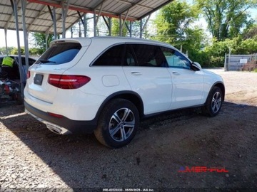 Mercedes GLC C253 2018 Mercedes-Benz GLC 2018 r., 2,0L 4 MATIC 2.0 Benzyna 241KM, zdjęcie 5