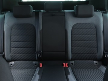 Volkswagen Golf VII Hatchback 3d Facelifting 1.5 TSI ACT 150KM 2019 VW Golf 1.5 TSI, Salon Polska, Automat, Klima, zdjęcie 9