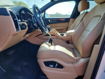 Porsche Cayenne III 2021 Porsche Cayenne 2021 3.0l 3.0 Benzyna 335KM, zdjęcie 7