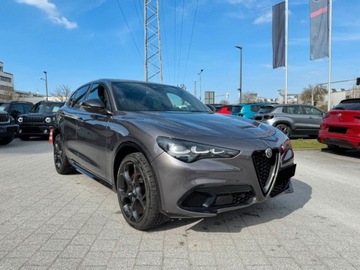 Alfa Romeo Stelvio SUV Facelifting 2023 2.0 GME Turbo 280KM 2025 ALFA ROMEO Stelvio Veloce Q4 Suv 2.0 (280KM) 2025, zdjęcie 1
