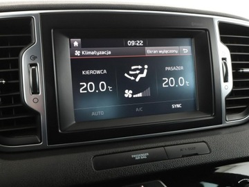 Kia Sportage IV SUV 1.7 CRDi 141KM 2017 Kia Sportage Automat Skóry navi Kamera cofania, zdjęcie 25
