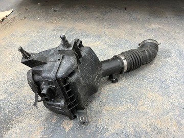 SÁNÍ POUZDRO FILTRU PRAVÝ NISSAN 350Z VQ35HR