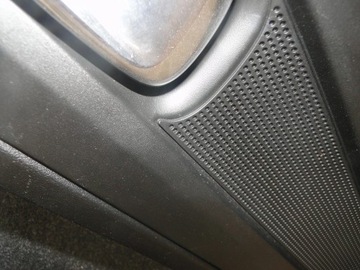 VOLVO XC40 Обивка передней двери