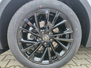 Toyota C-HR II SUV 1.8 Hybrid 140KM 2025 Od ręki - GR Sport 1.8 Hybrid Dynamic Force 140KM | Podgrzewane fotele!, zdjęcie 18