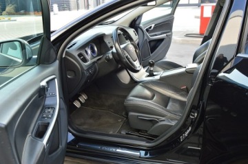 Volvo S60 II Sedan 2.0 D3 163KM 2011 Volvo S60 R-Desing 2,0D 163Km Ledy City Skóra, zdjęcie 20