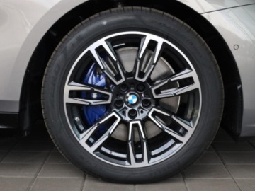 BMW Seria 5 G90-91 Touring 2.0 520d 197KM 2025 BMW Seria 5 520d xDrive Sport Sedan 2.0 (197KM) 2025, zdjęcie 9