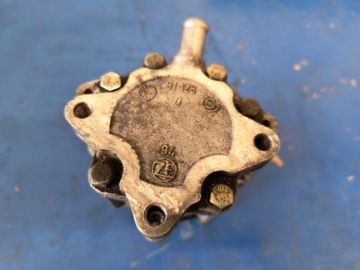 Audi A4 B6 Pompa wspomagania 8e0145155n