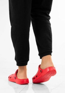 ЛЕГКИЕ КРАСНЫЕ ШЛЕПАНЦЫ 38