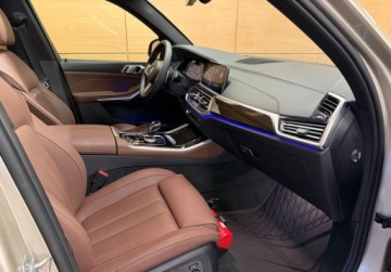 BMW X5 G05 SUV 3.0 30d 265KM 2019 BMW X5 Pelna oferta na R-CARS.pl 3.0 Diesel 265KM, zdjęcie 7