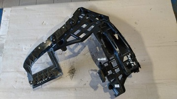 DRŽÁKY DRŽÁK VÝZTUHA NÁRAZNÍKU ZADNÍ PRAVÝ MACAN 95B807254A