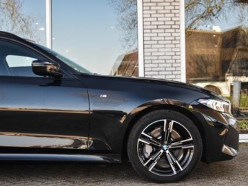 BMW Seria 3 G20-G21 Touring Facelifting 2.0 318d 150KM 2025 BMW Seria 3 Touring 318d Sport Combi 2.0 (150KM) 2025, zdjęcie 14