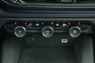 Citroen C5 X Plug-In 1.6 PureTech Plug-In 180KM 2023 Citroen C5 X Plug-in Hybrid 180, Salon Polska, zdjęcie 14