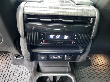 Jeep Wagoneer II 2022 wagoneer SERIES II * V8 HEMI 5,7 392KM eTorque Przebieg: 10,189km, zdjęcie 23