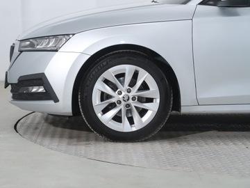 Skoda Octavia III Liftback Facelifting 1.5 TSI ACT 150KM 2020 Skoda Octavia 1.5 TSI, Salon Polska, zdjęcie 14