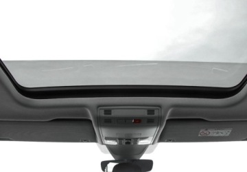 Volkswagen Tiguan II 2022 Volkswagen Tiguan Volkswagen Tiguan Elegance 2.0 TDI 150KM 1.5 Diesel 150KM, zdjęcie 15