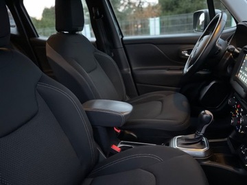 Jeep Renegade SUV Facelifting 1.3 GSE T4 Turbo 150KM 2019 Jeep Renegade Jeep Renegade 1.3 GSE T4 Turbo Limited FWD SS AUTOMAT KRAJO, zdjęcie 22