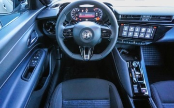 Alfa Romeo Junior 2025 Alfa Romeo Junior Alfa Romeo Junior 1.2 Hybryda 145KM, zdjęcie 36