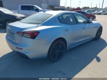 Maserati Ghibli III 2023 Maserati Ghibli MC Edition, 2023r., 3.0L 3.0 Benzyna 424KM, zdjęcie 2
