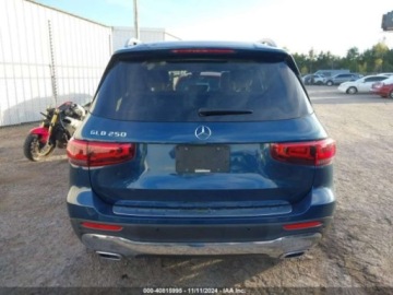Mercedes GLB 2020 Mercedes-Benz GLB Mercedes-Benz GLB 250 SUV 2.0 Benzyna 221KM, zdjęcie 4