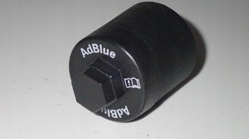 КРЫШКА БАКА ADBLUE AUDI Q7 4L A6 A7 4L0131980D 