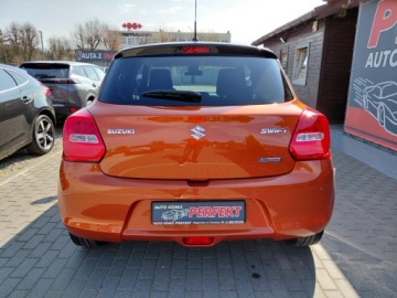 Suzuki Swift VI 2021 Suzuki Swift Hybryda Navi Kamera Klimatronik Asystent 1.2 Hybryda 83KM, zdjęcie 5