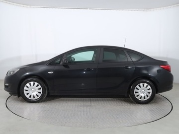 Opel Astra J Sedan 1.6 CDTI ecoFLEX 110KM 2016 Opel Astra 1.6 CDTI, Salon Polska, Klima, zdjęcie 2