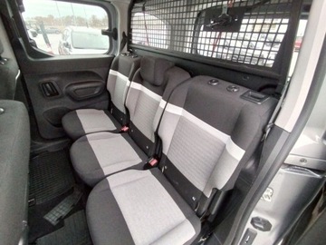 Citroen Berlingo III Osobowy M 1.5 BlueHDi 102KM 2023 Citroen Berlingo Citroen Berlingo 1.5 Diesel 102KM FV23 Salon PL Serwis ASO, zdjęcie 13