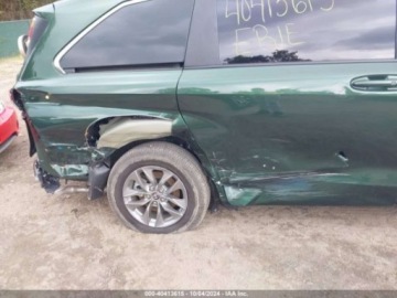 Toyota Sienna III 2024 Toyota Sienna Le, 2024r., 4x4, 2.5L 2.5 Hybryda 245KM, zdjęcie 5