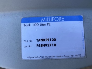 Резервуар для дистиллированной воды Millipore 100л.