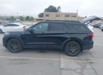 Ford Explorer VI 2025 Ford Explorer 2025r., ST-Line, 2.3L, 4x4, od ubezpieczalni 2.3 Benzyna, zdjęcie 3