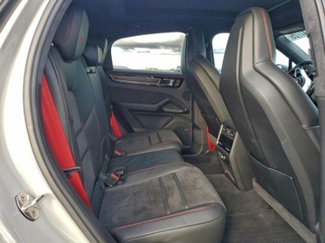 Porsche Cayenne III 2023 Porsche Cayenne GTS Coupe 2023 2.9l 2.9 Benzyna 453KM, zdjęcie 10
