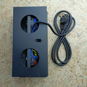 РОЗЕТКА, СКРЫТАЯ В СТОЛЕШНИЦУ + 2 USB ЧЕРНЫХ