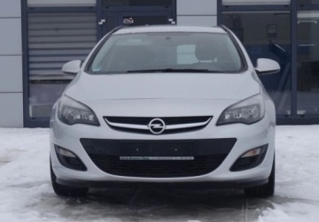 Opel Astra J Sports Tourer Facelifting 1.6 CDTI ecoFLEX 110KM 2015 Opel Astra 1.6 CDTI 110KM Okazja Sprowadzony Oplacony 1.6 Diesel 110KM, zdjęcie 3