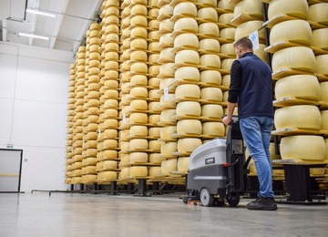 LAVOR DART 36B ПОЛНАЯ АККУМУЛЯТОРНАЯ скрубберная машина