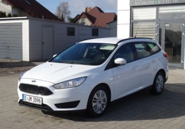 Ford Focus III Kombi Facelifting 1.0 EcoBoost 100KM 2015 Ford Focus 1.0BENZ Bezwypoadkowy Oplacony Super Stan Benzyna 100KM, zdjęcie 1