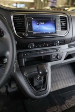 Toyota 2022 Toyota Proace Verso Kombi 2.0 D-4D Long 2.0 Diesel 145KM, zdjęcie 23