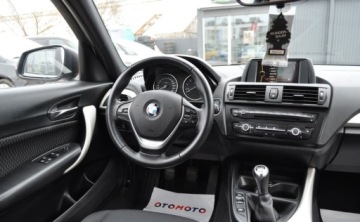 BMW Seria 1 F20-F21 Hatchback 5d 116i 136KM 2013 BMW Seria 1 SPORT Benzyna Nawigacja 1.6 Benzyna 136KM, zdjęcie 19