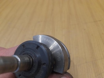 ШАТУН КОЛЕНВАЛА HUSQVARNA 236