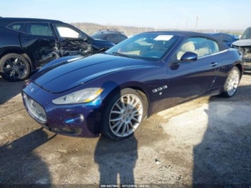 Maserati GranTurismo 2015 Maserati GranTurismo Maserati GranTurismo Convertible 2dr Conv GranTurismo, zdjęcie 2