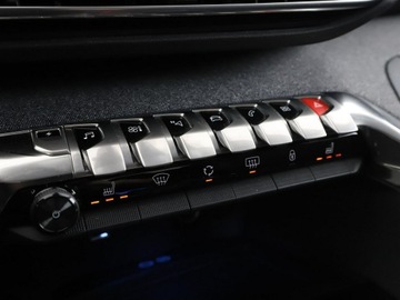 Peugeot 3008 II Plug-In Hybrid Facelifting 1.6 HYBRID4 300KM 2021 Peugeot 3008 FV23% Niski przebieg Historia, zdjęcie 28